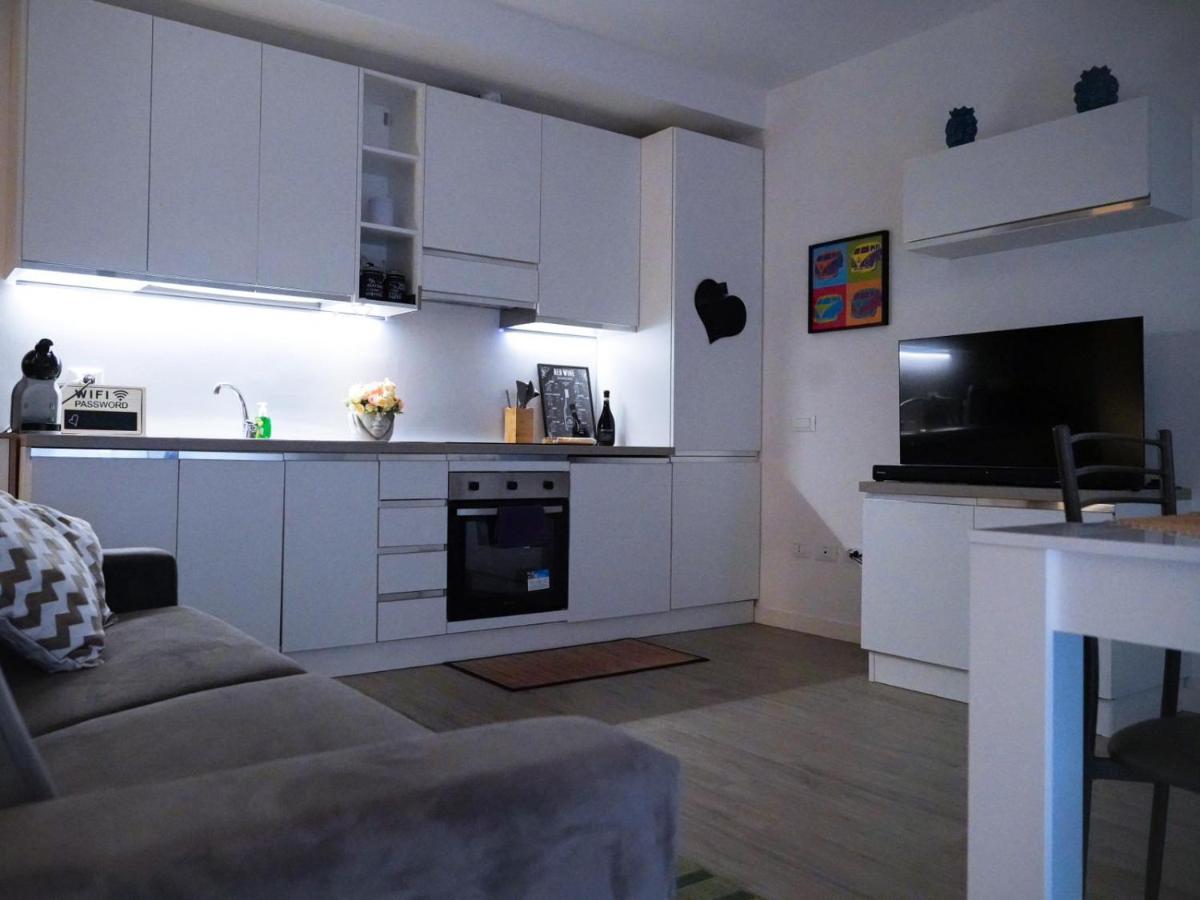 Pandora Apartment Rom